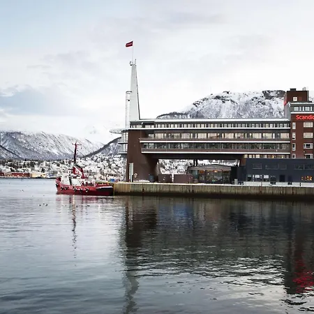 斯堪迪克伊萨维斯酒店 4*